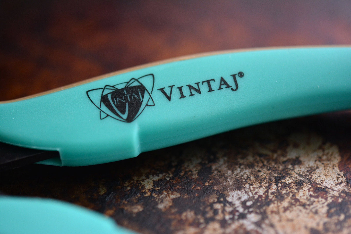 Vintaj 5 Inch Ergo Round Nose Jewellery Plier With Cutter