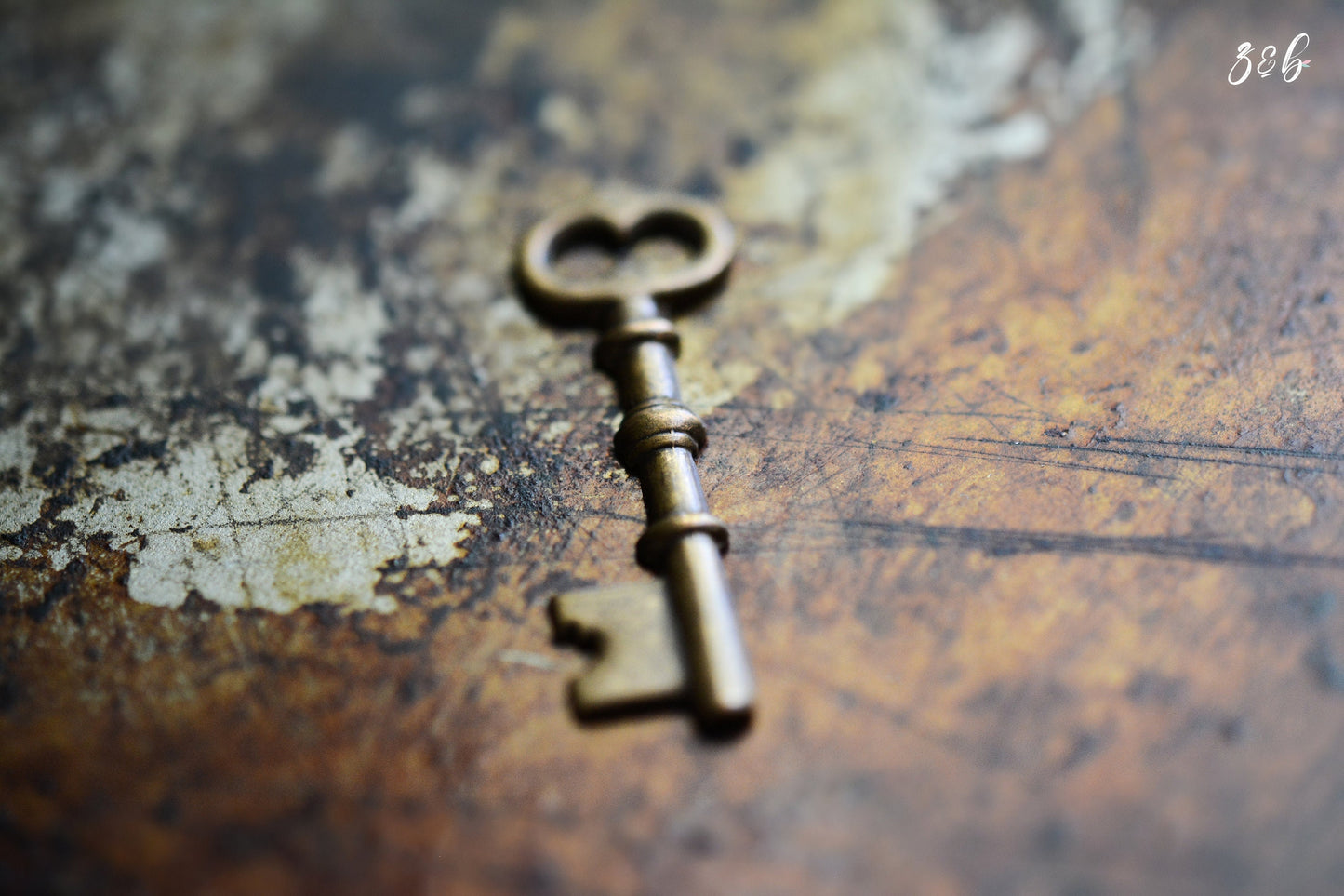 2 Vintaj Brass, Nickel Free, Lead Free, Skeleton Key, Charm or Pendants 43x13.5mm