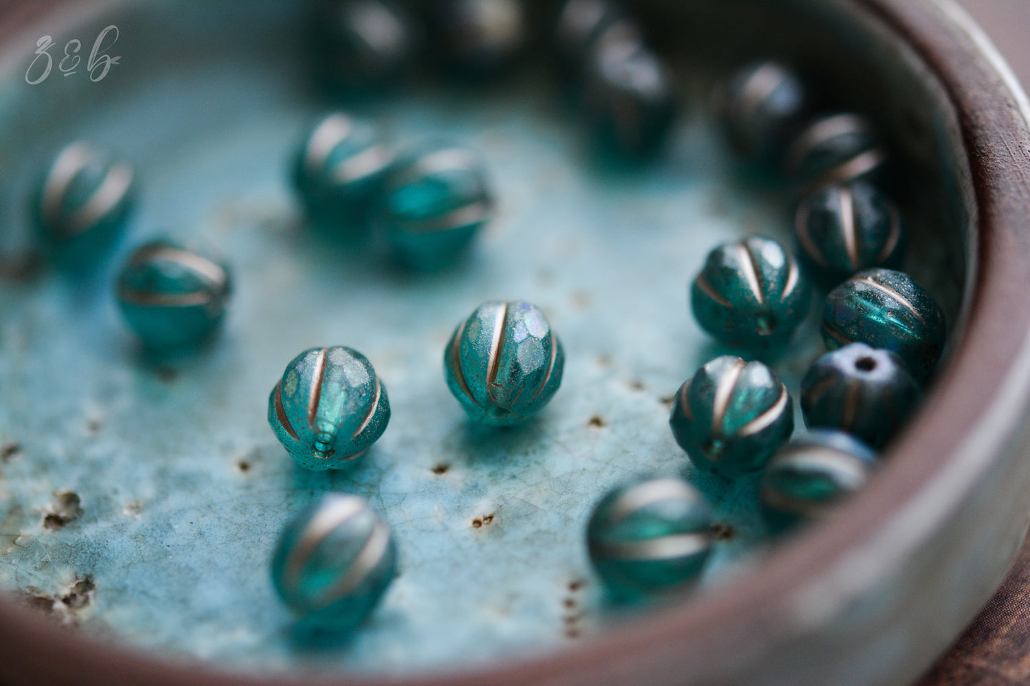Rounds. Ovals