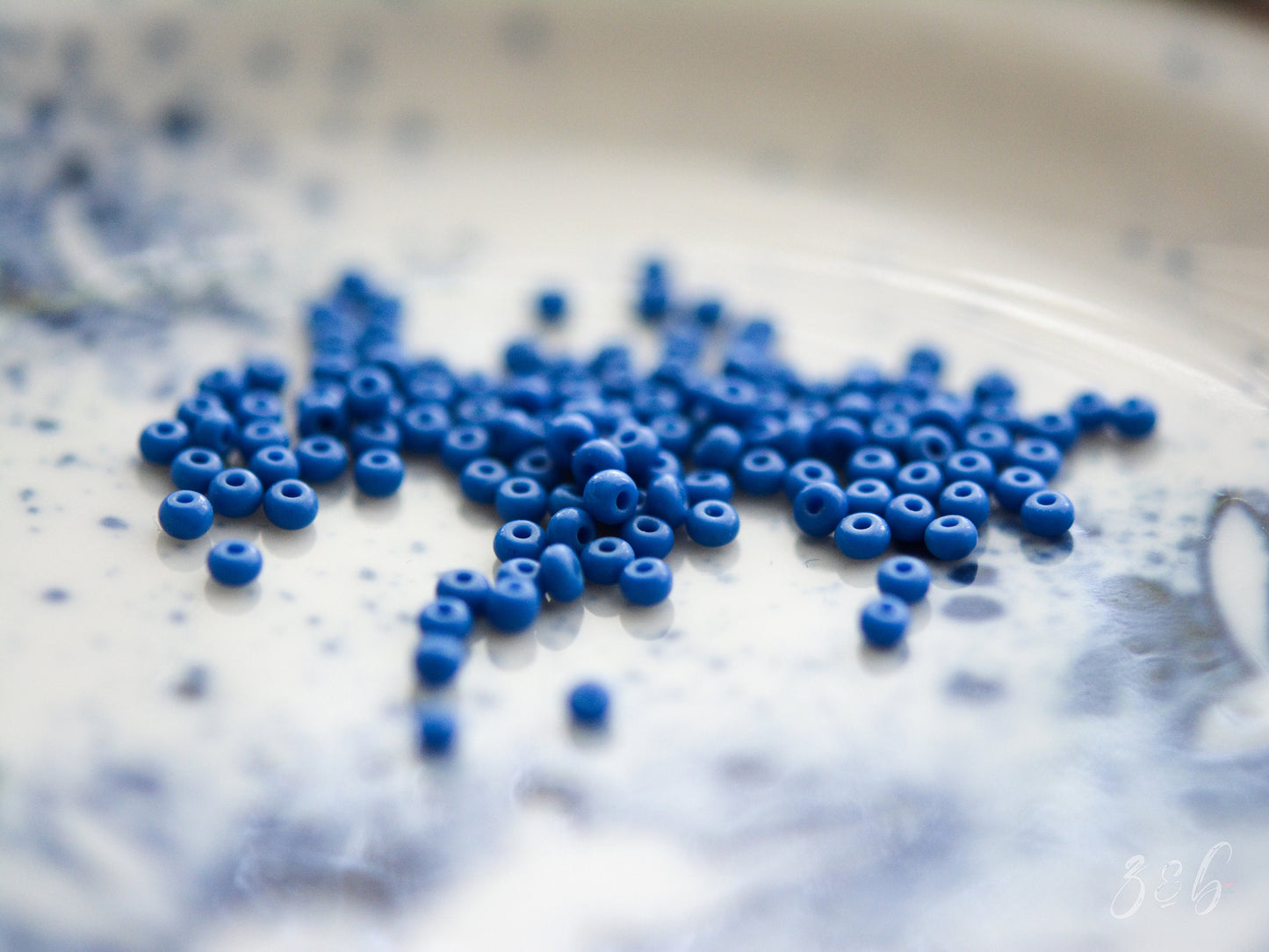 11/0 Vintage, Opaque Royal Blue, Czech Glass, Round Seed Beads - 15 Grams